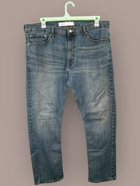 Image 1 of Levi’s Signature Straight Jeans (38x32)