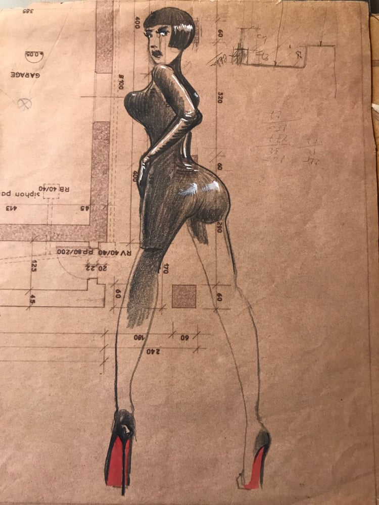 Image of LouLou in  latex 1