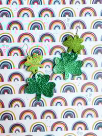 Double Metallic Shamrock
