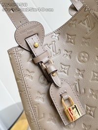 Image 10 of LV Empreinte Tote