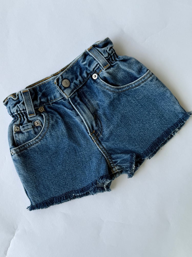 Image of Vintage 566 Levi's Cut Off 2T