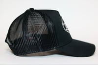 Image 5 of peso pluma (von Dutch )