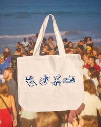 Image 2 of BW BEACH TOTE