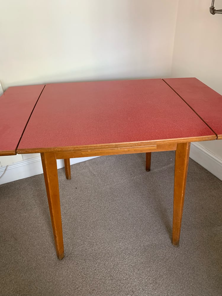Image of Red Formica Kitchen Table
