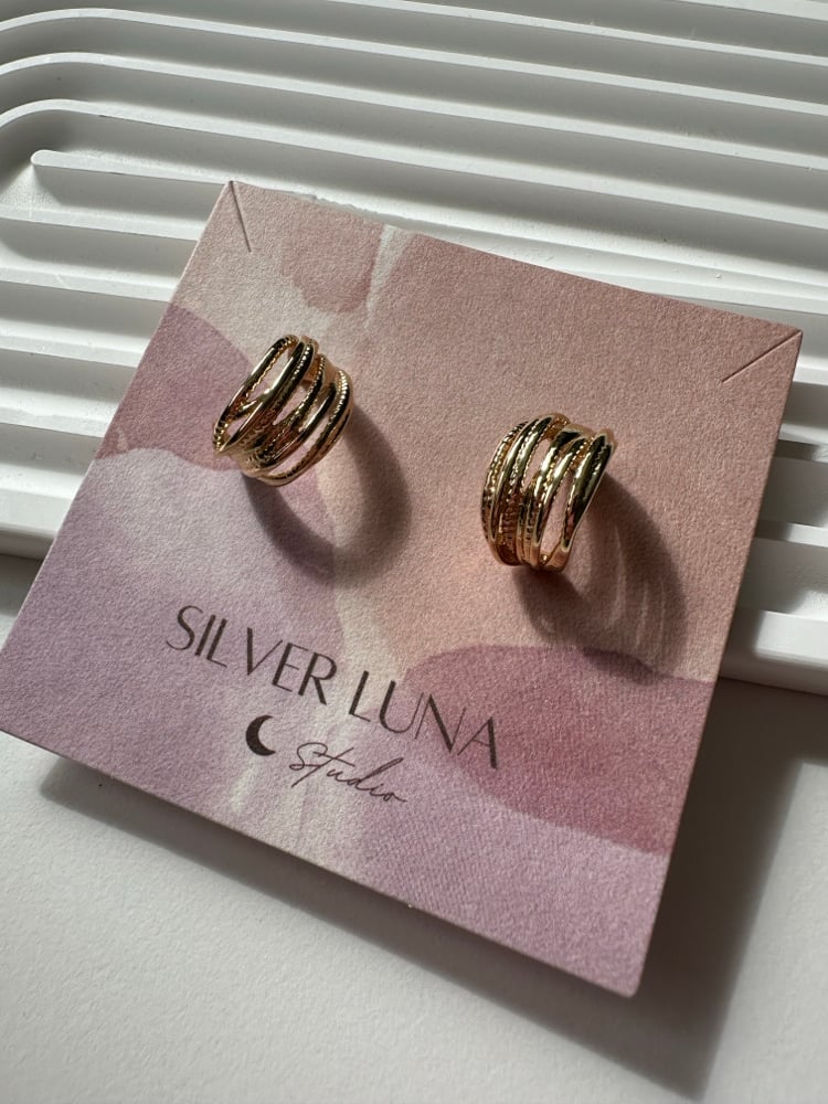 (ᐢᴖ ·̫ ᴖᐢ)様 🐼✖️🔫