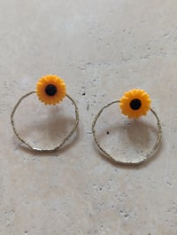 Image 3 of Boucles d'oreille Tournesols dorees