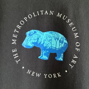 Image of The Metropolitan Museum of Art 'William the Hippo' T-Shirt (sz L)