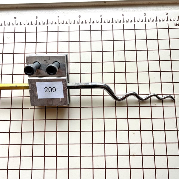 Image of Used Micro Sinusoidal Stake and Small Stake Holder Set (item 209)