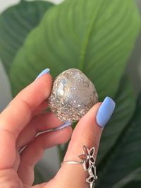 Image 2 of TUMBLED AGATE #49 -MALAWI-