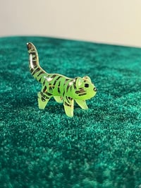 Image 3 of 22k Gold Lustre Tiger