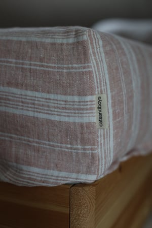Image of linen striped fitted bedsheet