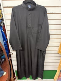 Image 2 of Men’s thobe long sleeve Islamic robe 