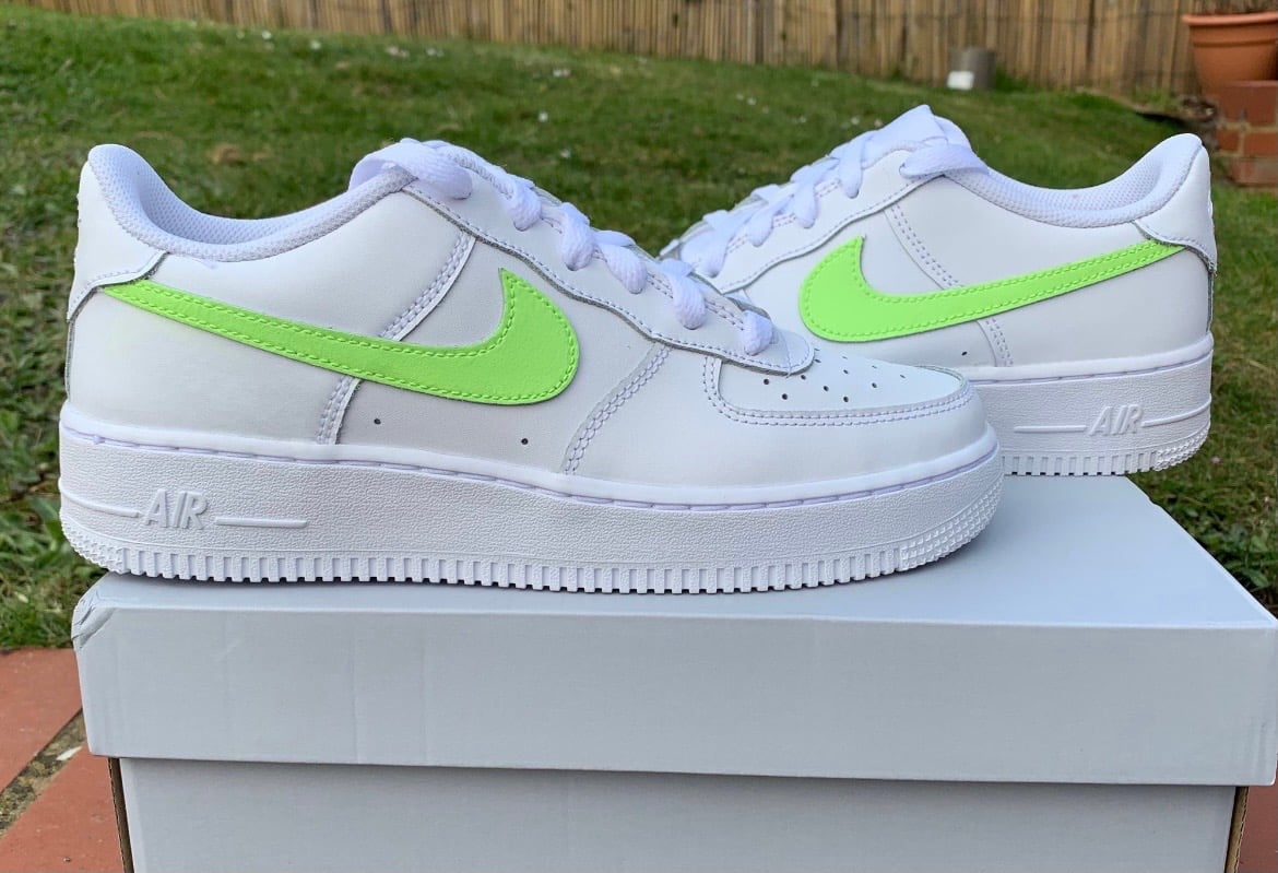 air force 1 lime green tick