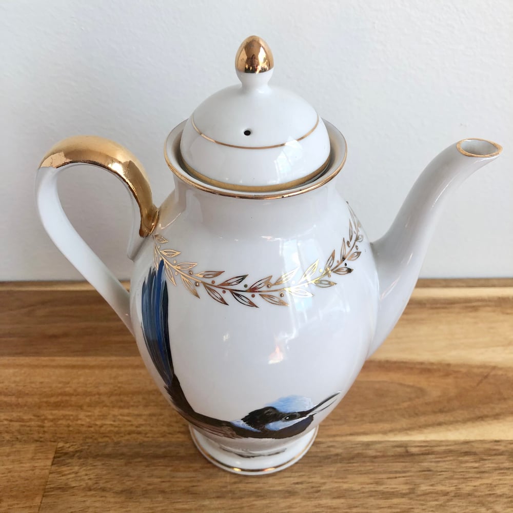 Wren Teapot
