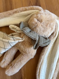 Image 2 of DOUDOU LANGE GRANDS CARREAUX