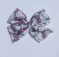 Image 1 of Hello Kitty Bows