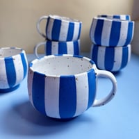 Image 1 of Circus cup with handle - Blue & white