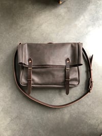 Image 6 of Leather messenger with folded top in oiled leather Musette Satchel with adjustable shoulderstrap