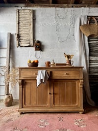 Image 1 of L’ancien meuble de toilette