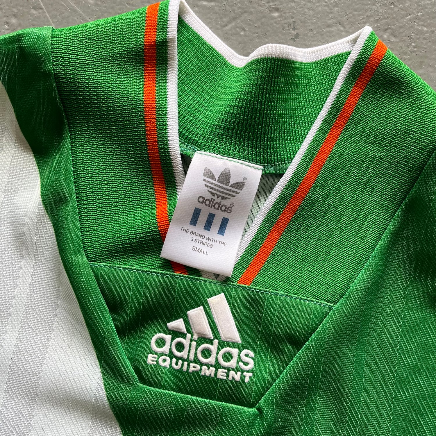 Image of 92/94 Ireland home shirt size small 