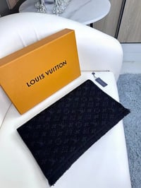 Image 2 of Lou Men’s Scarf