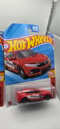 Image 2 of '73 & '18 Honda Civics (Pair)