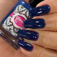 Image 11 of Glisten & Glow Aquarius