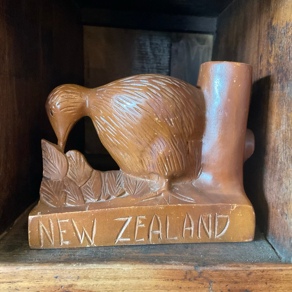 Image of  Retro Kiwi Sculpture