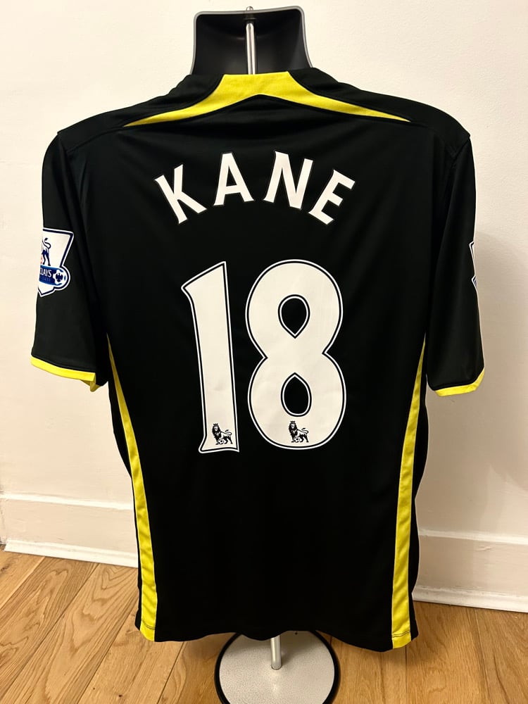 Image of Tottenham Hotspur “KANE 18” 2014/15 Away Shirt + PL patches (L)