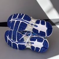 Image 5 of size: us7.5 uk5.5 eu39  cm24.5