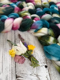 Image 2 of Bouquet, on: Shaniko Shine: 80% Shaniko, 20% Mulberry Silk