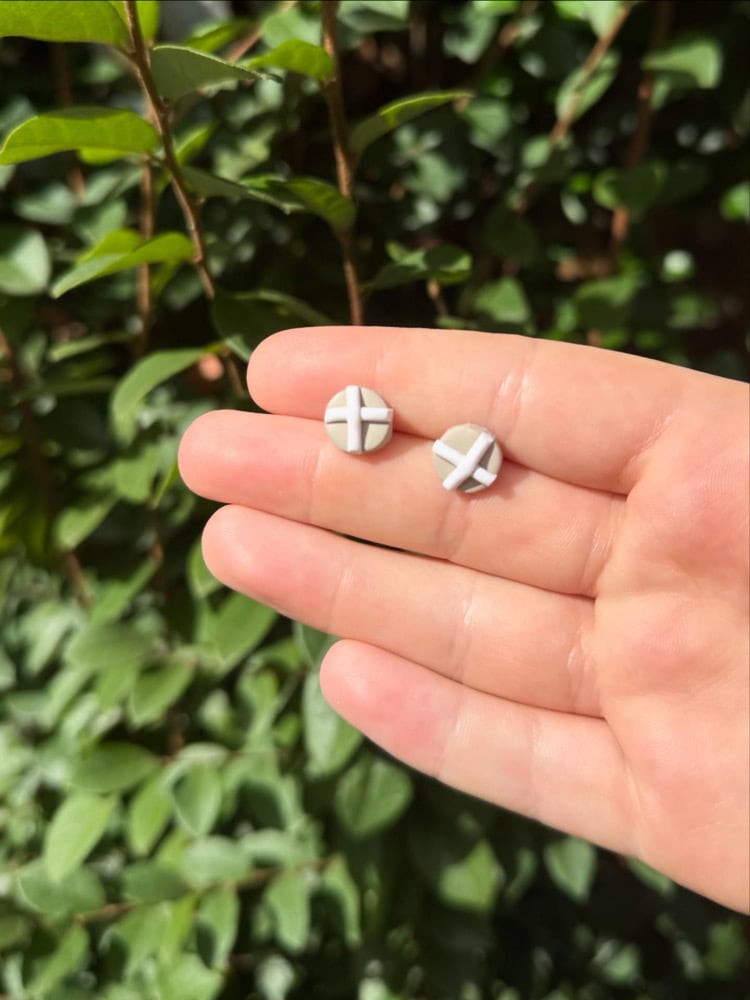 Image of Hot cross bun studs 
