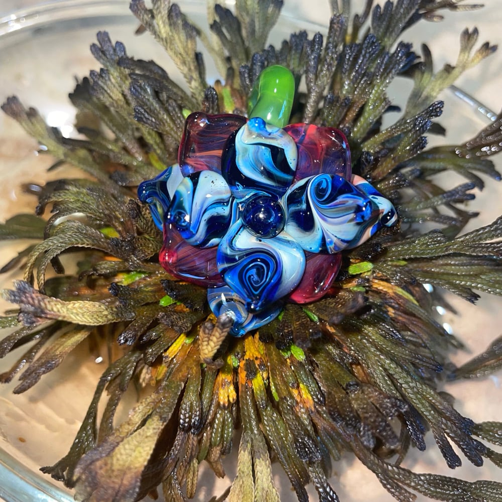 Image of Flower Pendant 16