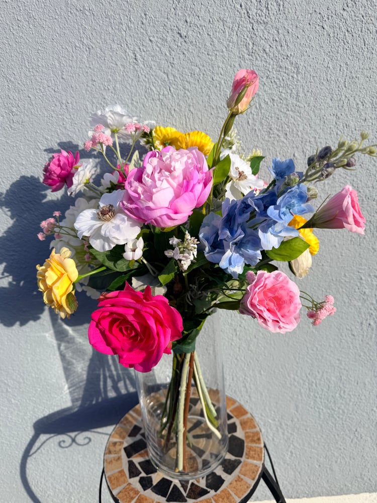 Image of Luxury Floral Arrangement 1 