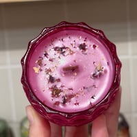 Image 2 of champagne pop scented candle