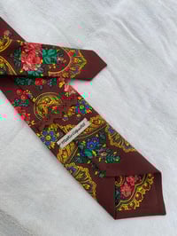 Image 3 of GRAVATA COR MARRÓN.