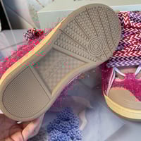 Image 2 of UNISEX BIG PINK RIBB RUNNERS 