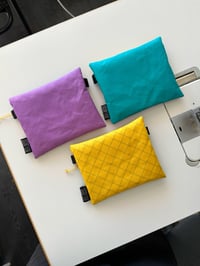 Image 5 of Pochette à tout faire