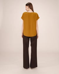 Image 5 of Camiseta Season Ocre