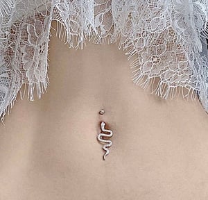 NAVEL PIERCING SERVICES