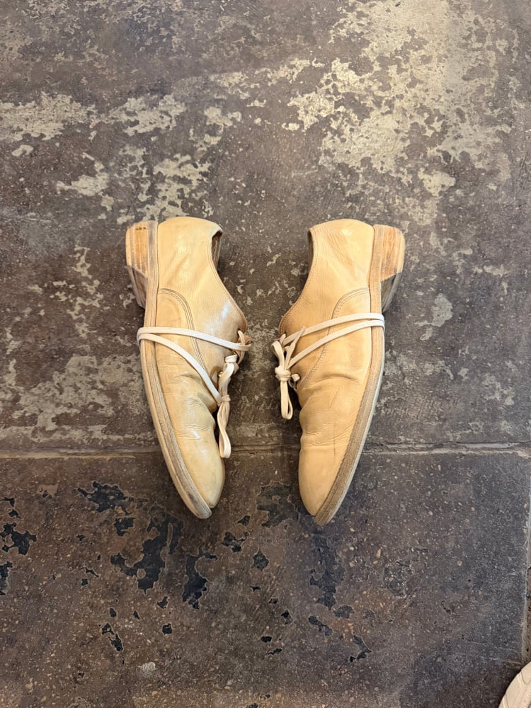 Image of Guidi Goat Leather Derby