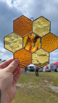 Image of Amber honeycomb 