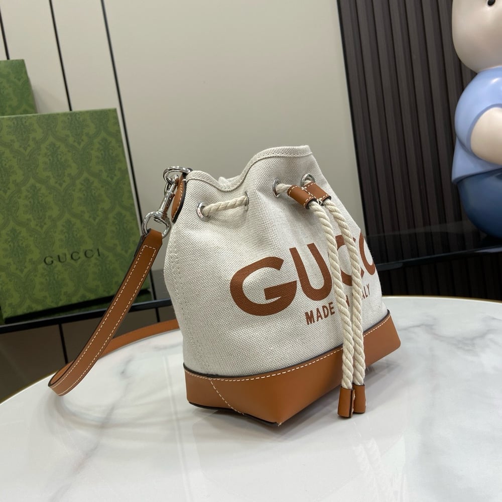 GG Canvas Bag