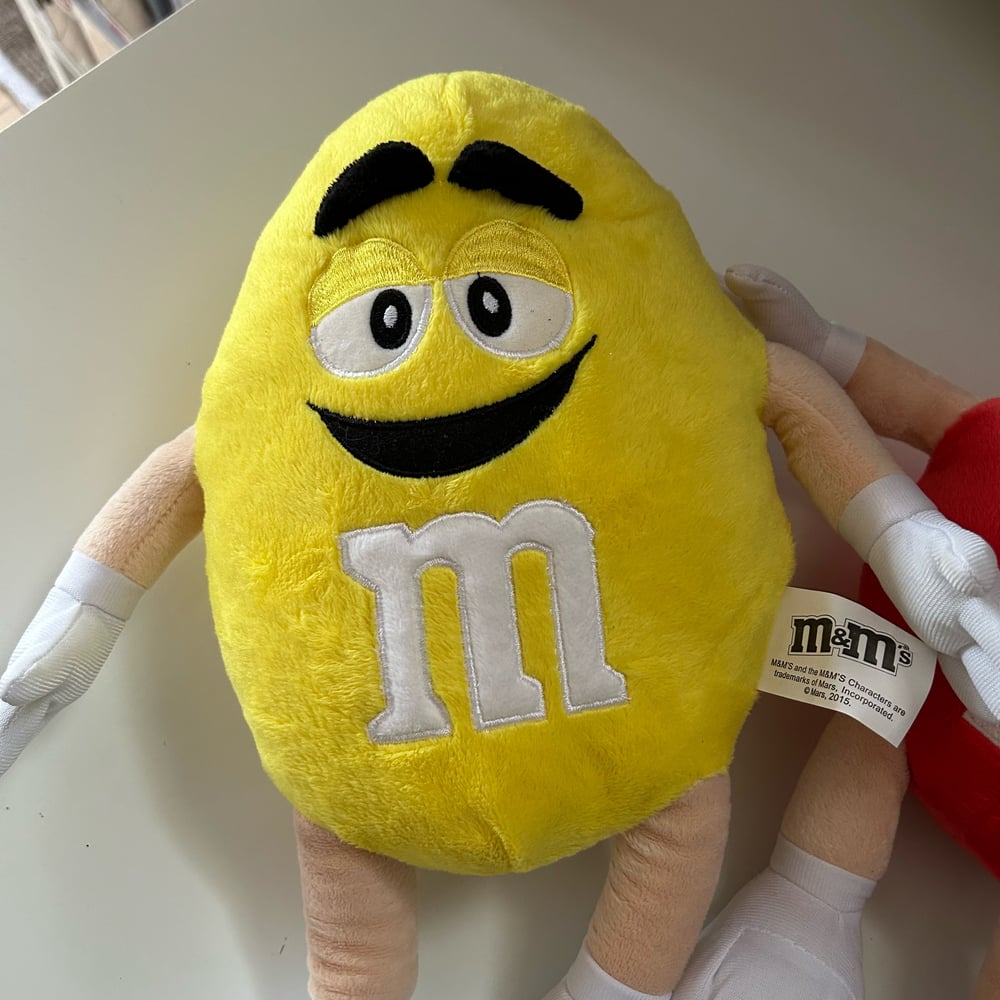 Image of LOT PELUCHES M&M's