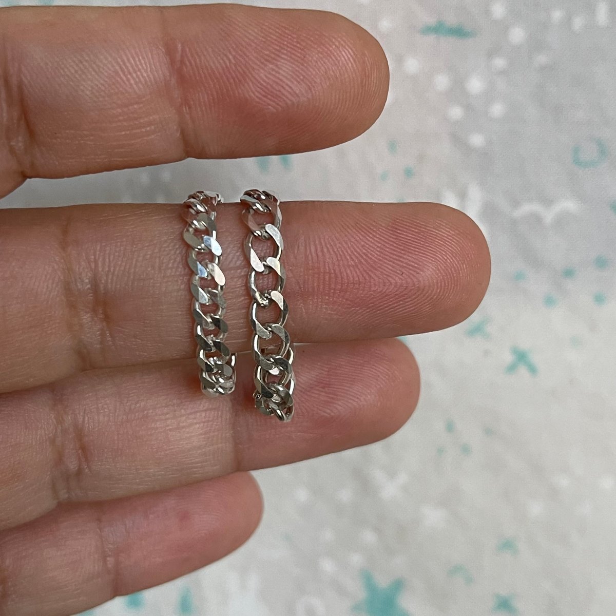 Image of small cuban chain ring