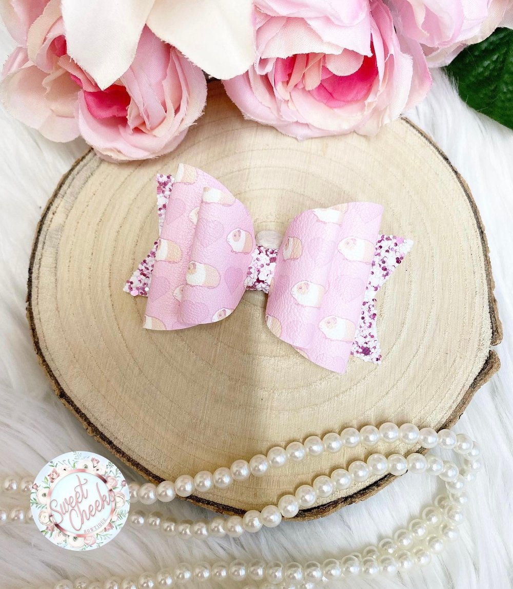 Image of Guinea pig bow