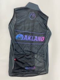 Image 4 of King Kog Oakland wind vest by Jakroo