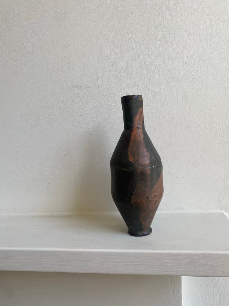 Bottle with narrow base Image 5