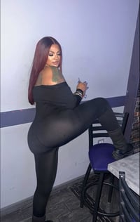 Image 2 of Red Rocker Closure 5x5