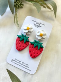 Image 2 of Strawberries